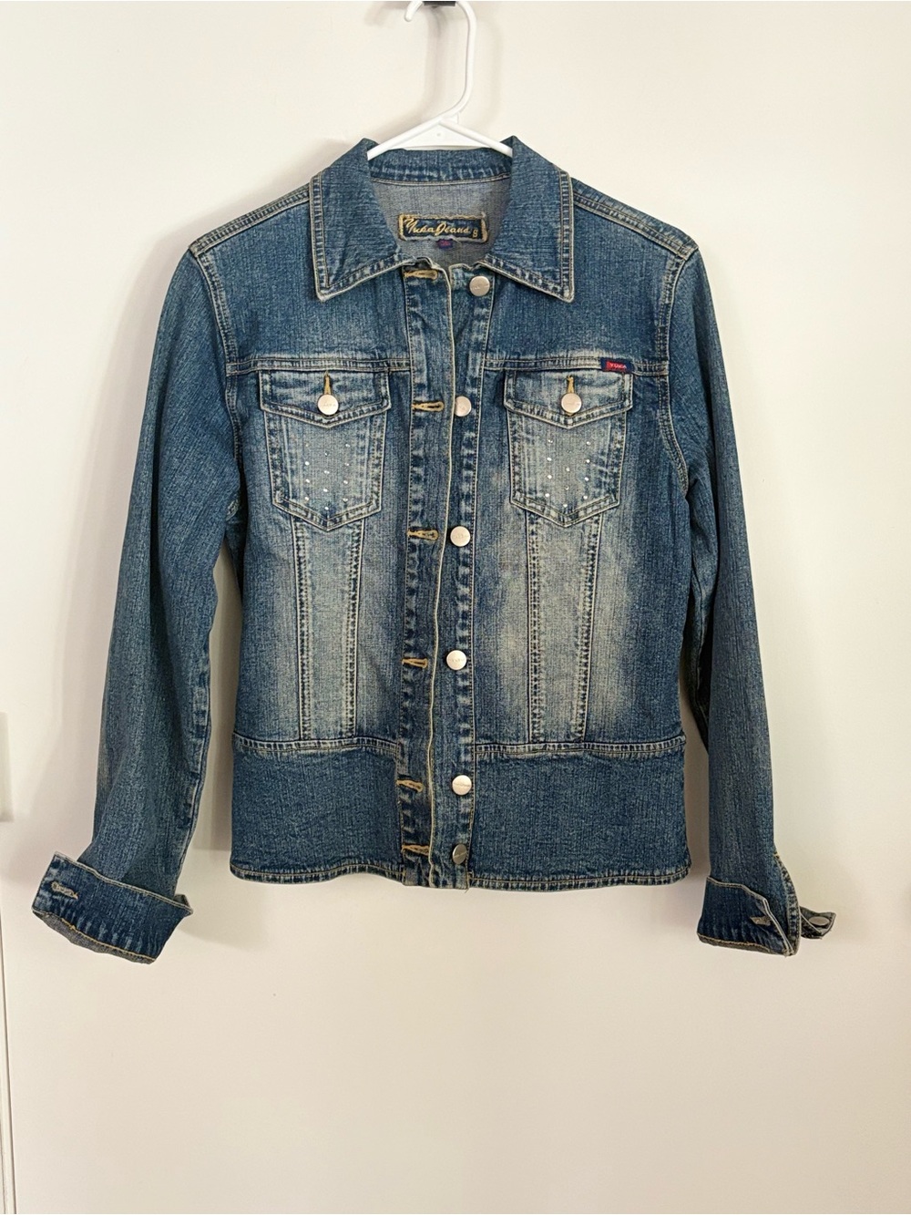 Yuka Jeans Vintage-Inspired Blue Denim Jacket - Women
